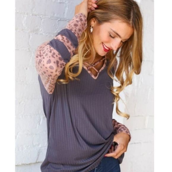 Mauve Criss Cross Animal Print Top - Picture 6 of 7